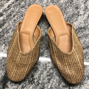 Minimalist Woven Slides